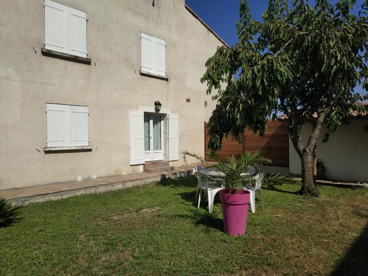 Appart 28M2 Avec Jardin Et Parking Prives, Chambre Separee Milhaud Exterior photo