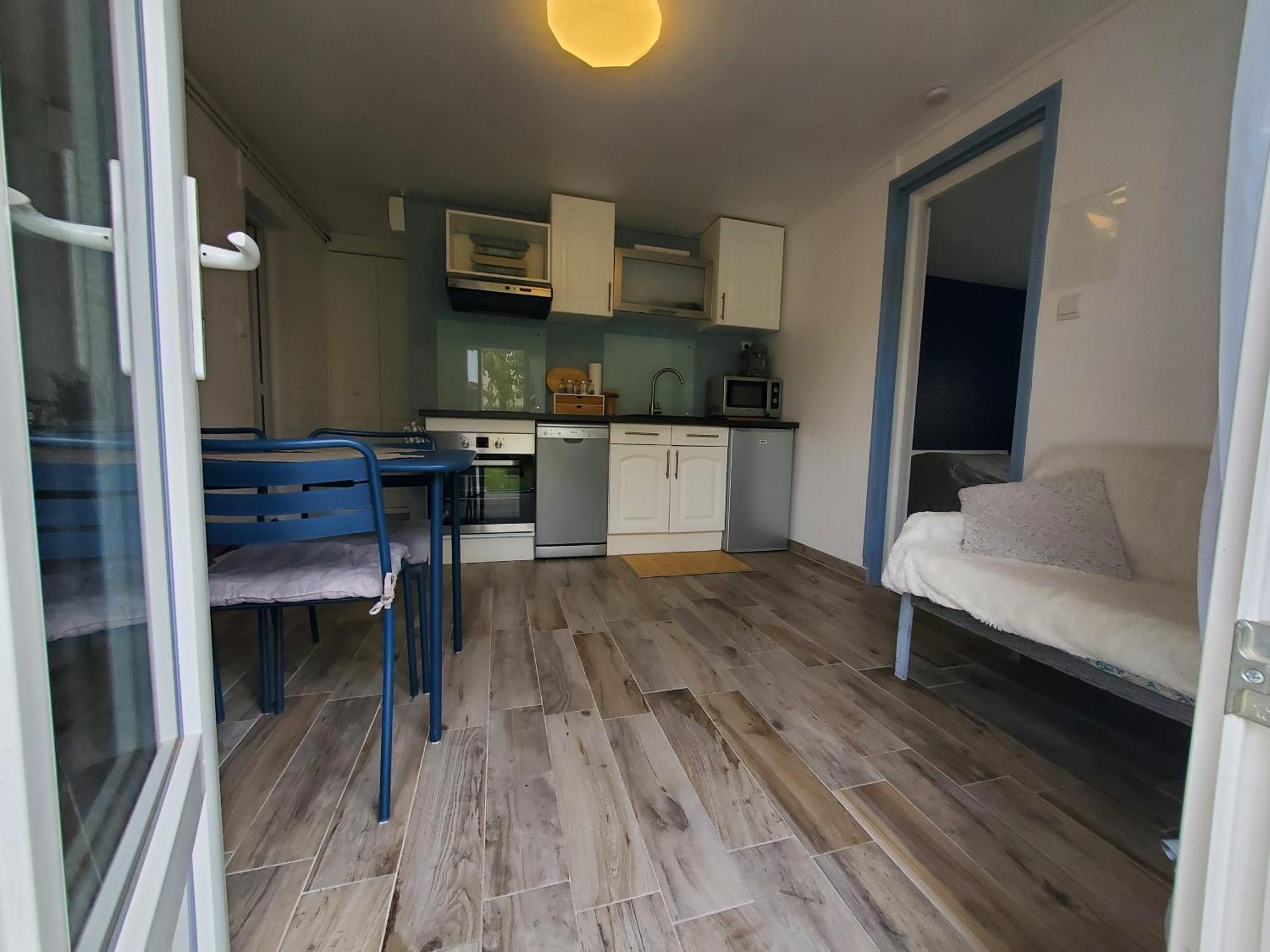 Appart 28M2 Avec Jardin Et Parking Prives, Chambre Separee Milhaud Exterior photo